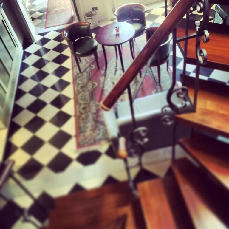 ***  Santuzza Art Hotel Katanya İtalya